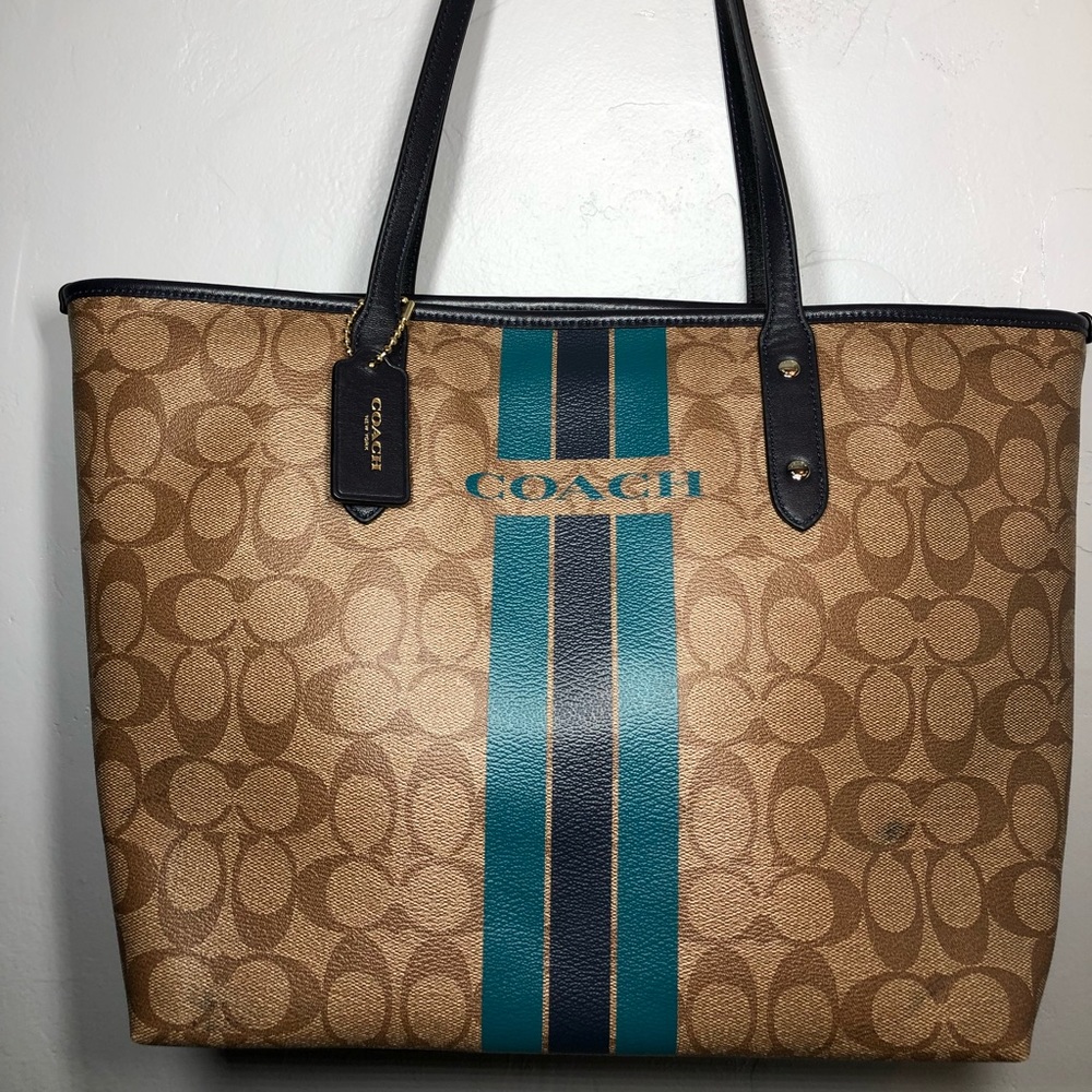 Coach Signature City ZIP Tote - NEW Authentic
